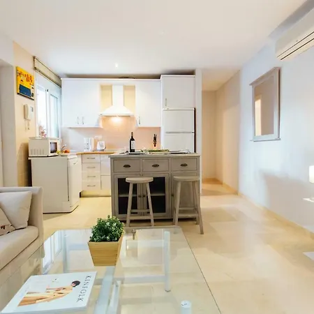 One & Lux- Lagar Apartment Seville Exterior photo