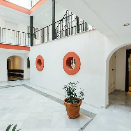 One & Lux- Lagar Apartment Seville Exterior photo