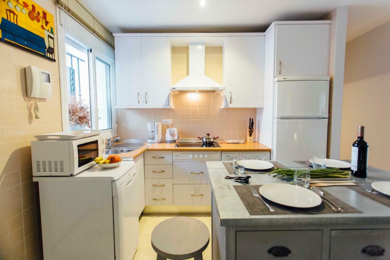 One & Lux- Lagar Apartment