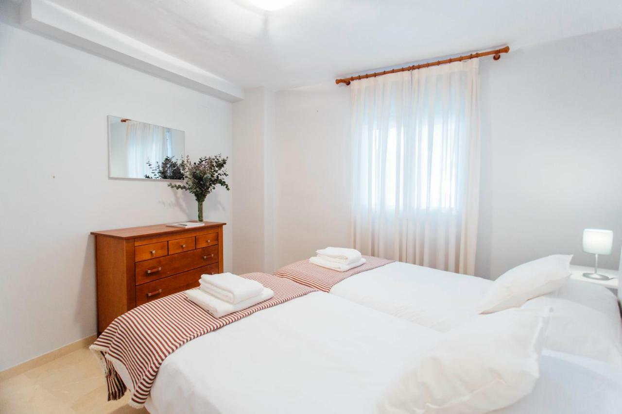 One & Lux- Lagar Apartment Seville