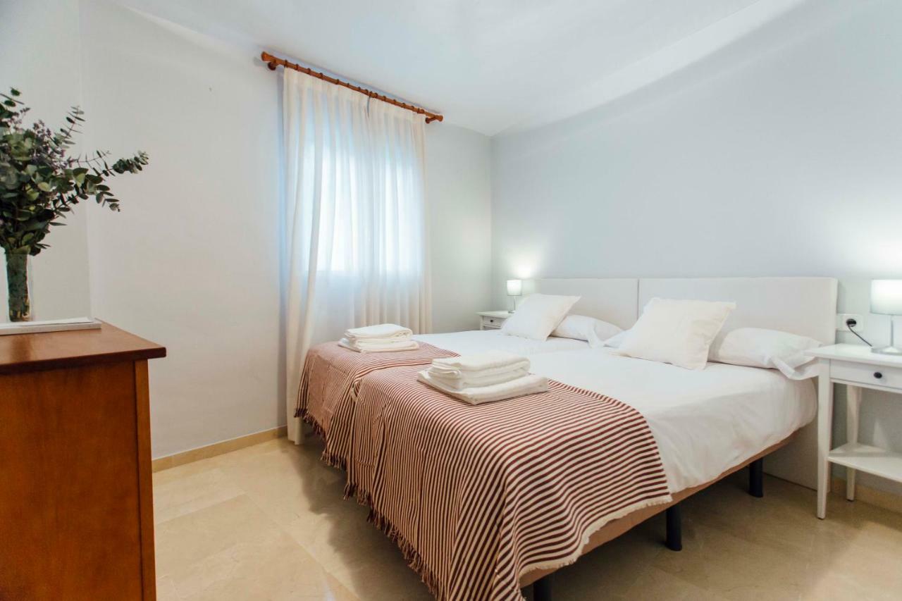 One & Lux- Lagar Apartment *