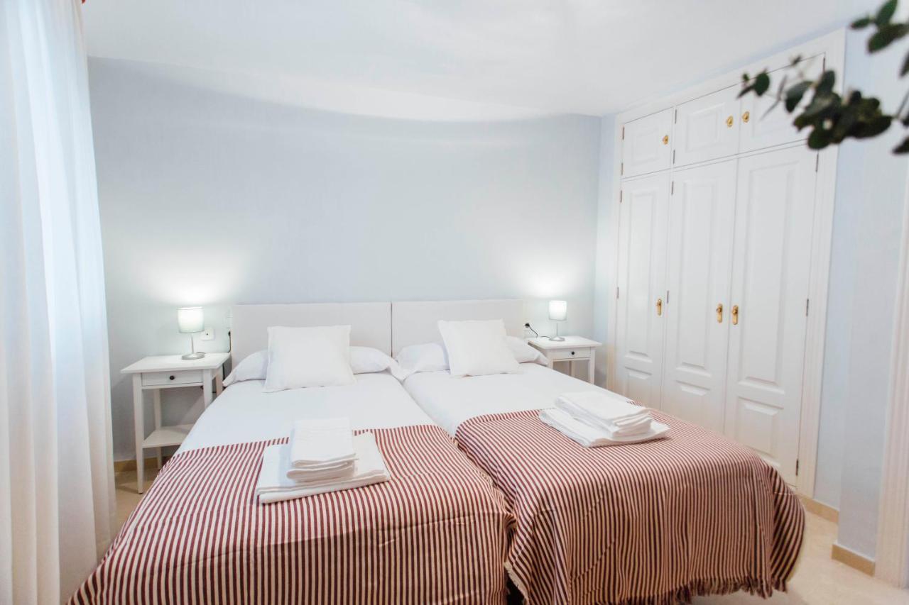 Apartment One & Lux- Lagar